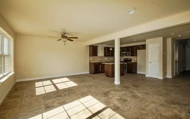 Photo - 1230 Beaumont Ave