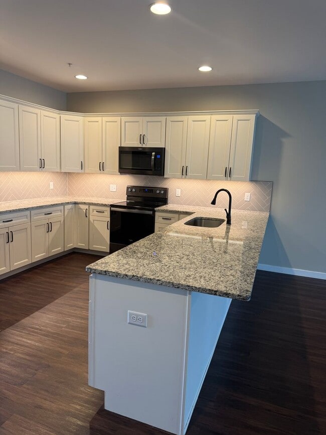 Photo - 3 Bedroom, 3 Bathroom - Shippensburg, PA!