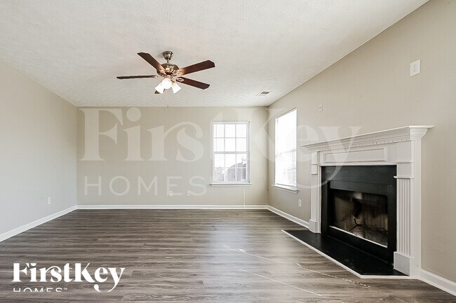 Photo - 180 Heaton Dr