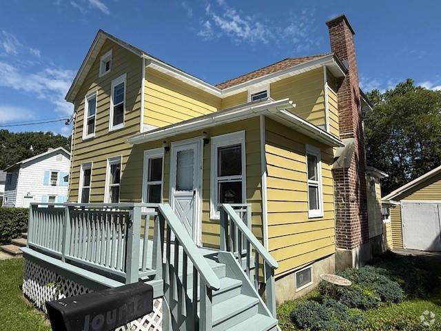 Building Photo - 6 Howland Ave Unit 1 Rental