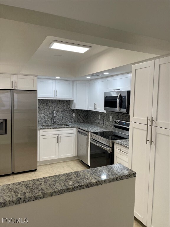 Building Photo - 4958 Viceroy St Unit 1