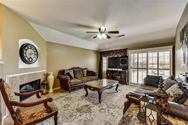 Photo - 1206 Periwinkle Dr