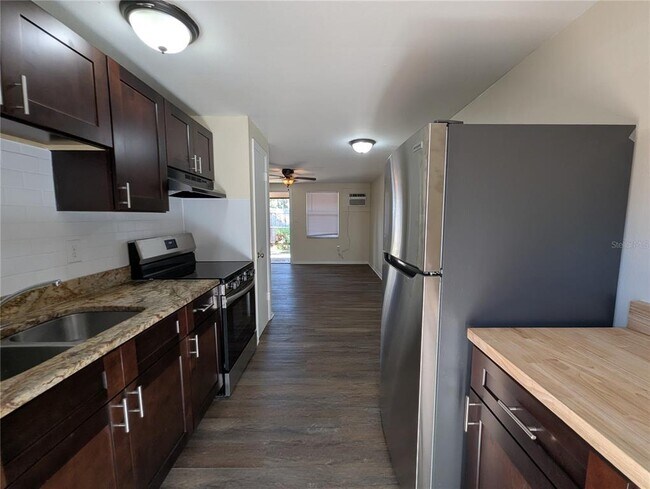 Photo - 1606 E Kirby St