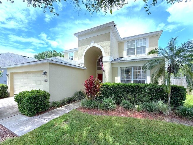 Building Photo - Spacious 5BR/3.5BA Home with Huge Backyard...