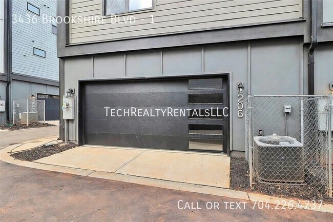 Photo - 3436 Brookshire Blvd
