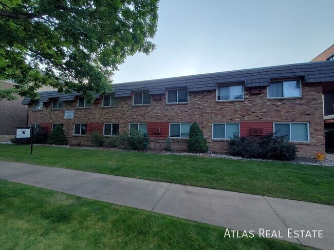 Building Photo - 207 Mathews St Unit 6