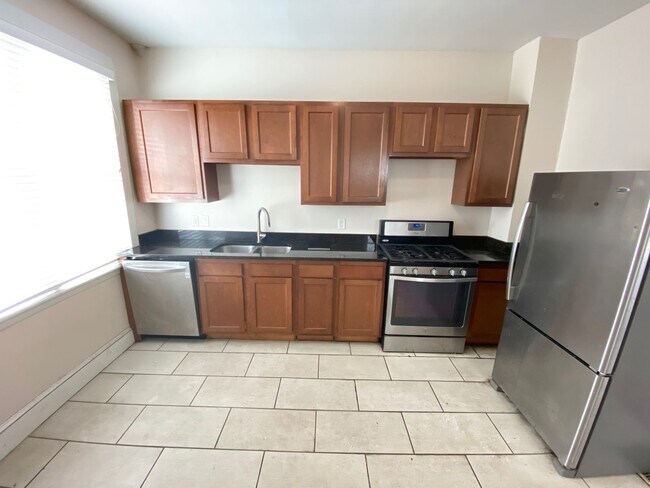 Photo - 223-225 W 8th Ave Unit 223