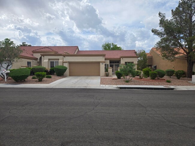 Fully Furnished single story 2 bed 2 bath ... - Fully Furnished single story 2 bed 2 bath ... House