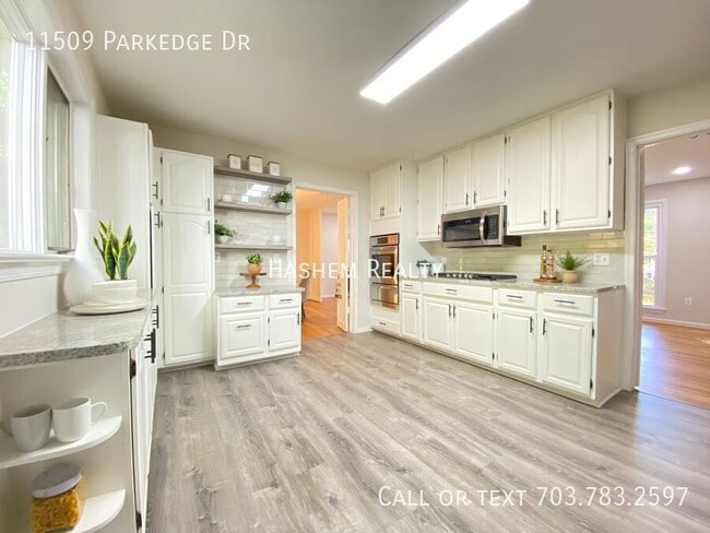 Photo - 11509 Parkedge Dr