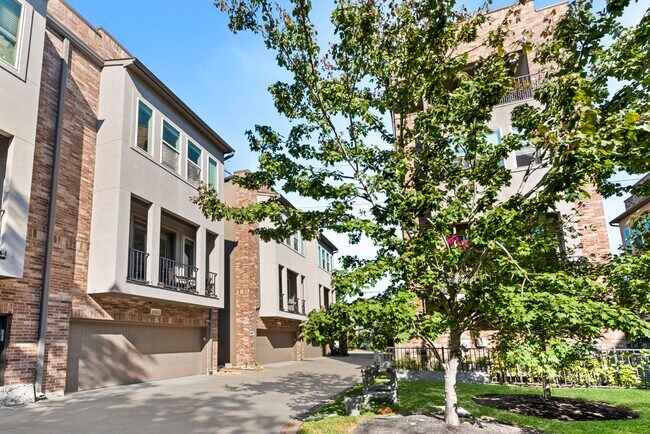 Photo - 1925 Shearn St