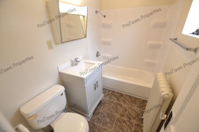 Photo - 26 N Broadway St Unit 1S