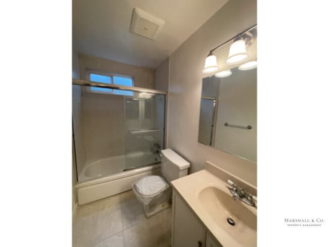 Photo - GERSTLE PK! QUIET 2BR/1BA, SMALL BLDG,MANY NEW FEATURES!WALK TO TOWN!