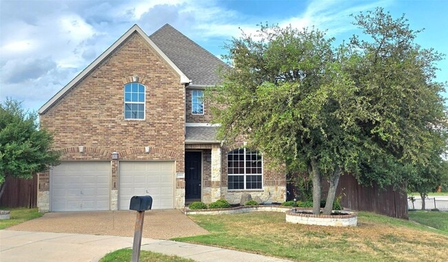 Building Photo - 1001 Llano Trce Rental