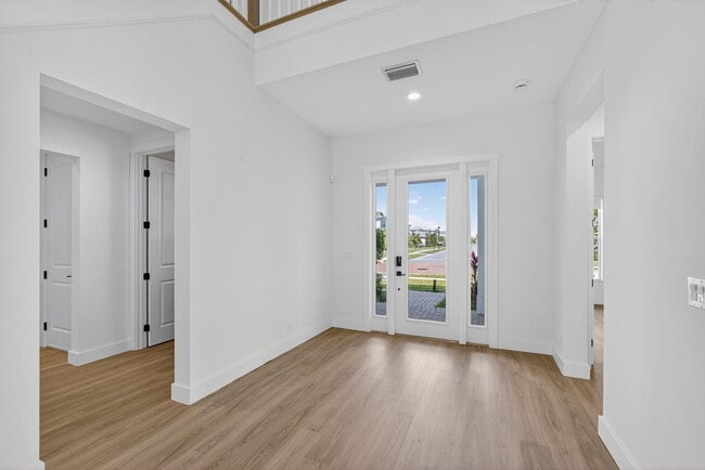 Photo - 9288 Crestview Cir