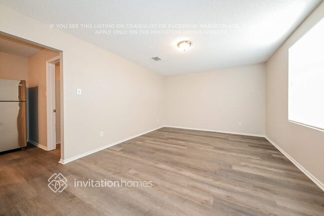 Photo - 2917 Paint Brush Pl