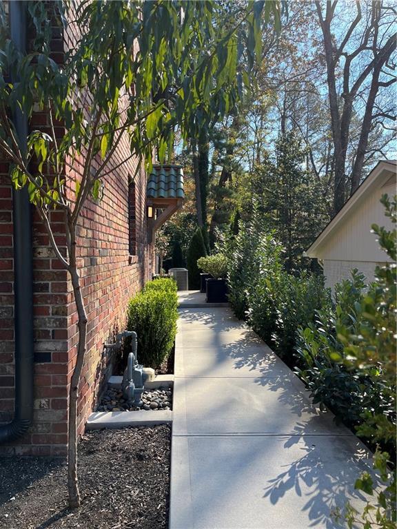 Photo - 2523 Sharondale Dr NE Unidad B