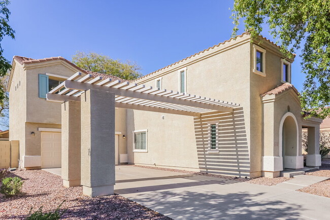 17423 W Watson Ln