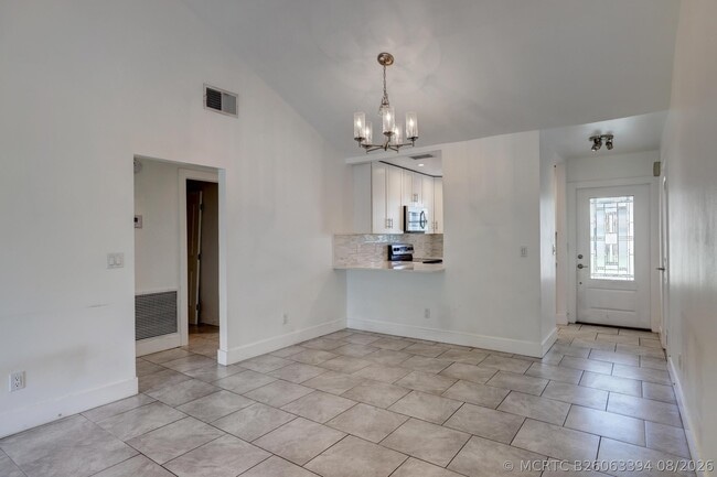 Photo - 5770 SE Wilsie Dr