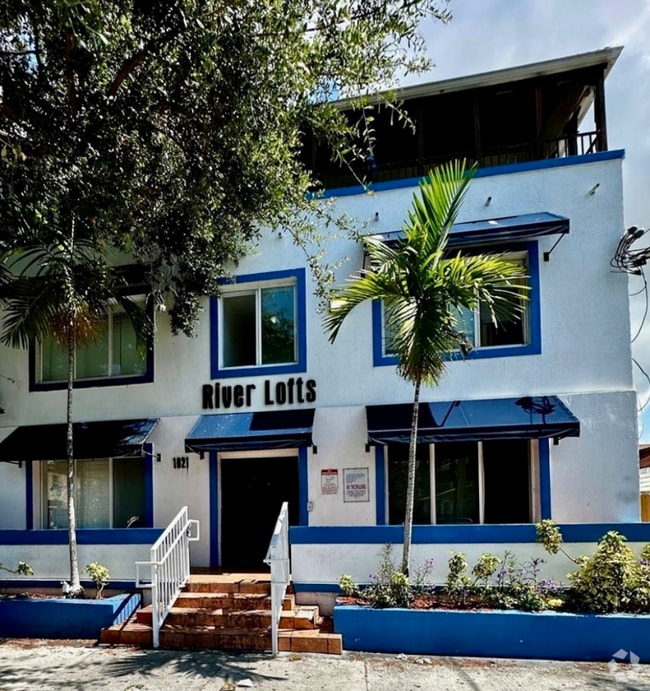 Building Photo - 1021 NW 3rd St Unit 106 Rental