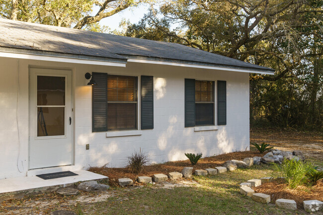 Building Photo - 361 Satsuma Rd Rental