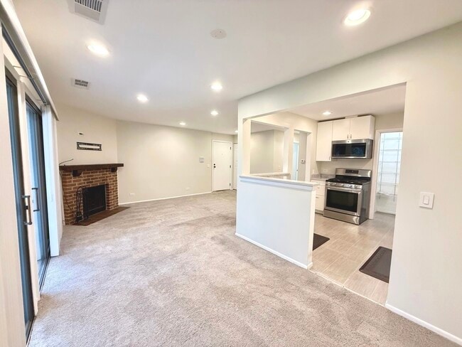 Photo - 70 Margate Ct Unit C2