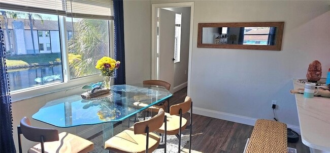 Photo - 3775 59th Ave W Unidad 3775