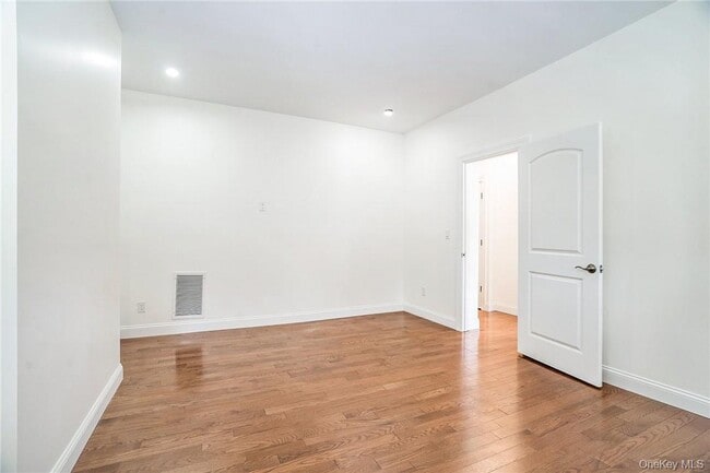 Photo - 49 Rockledge Ave Unit 2
