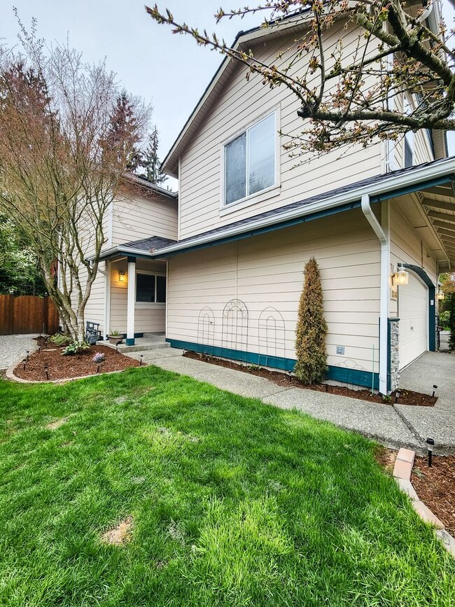 Photo - 3-Bedroom Gleneagle Townhome Available Now!