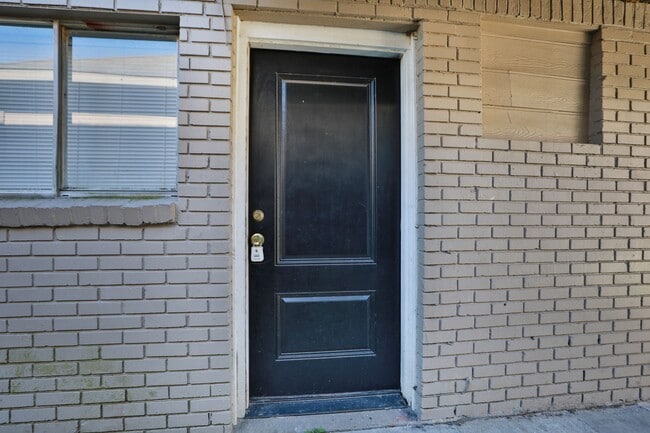 Photo - 8127 Colonial Ln Unit 2