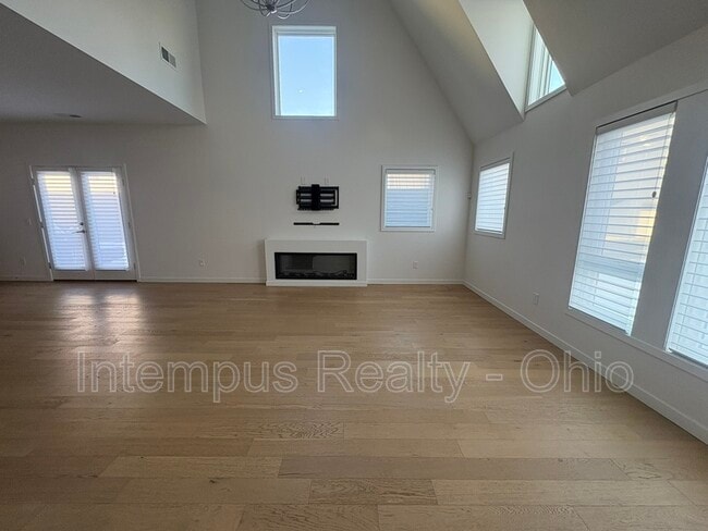 Photo - 2430 Richmond Rd Unit #5