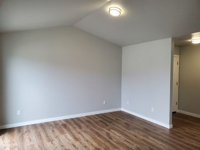 Photo - 224 Cheryl Ln Unidad 9