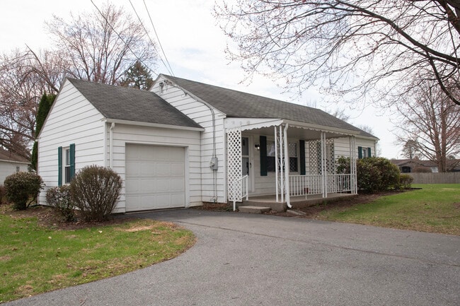 Photo - 1349 Lititz Rd