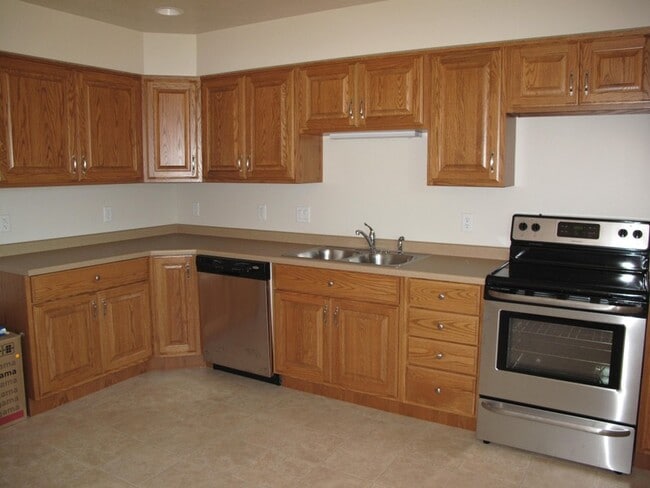 Photo - 1429 Wild Rose Way Unit 1