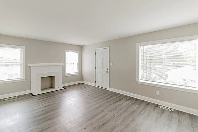 Photo - 608 12th Ave