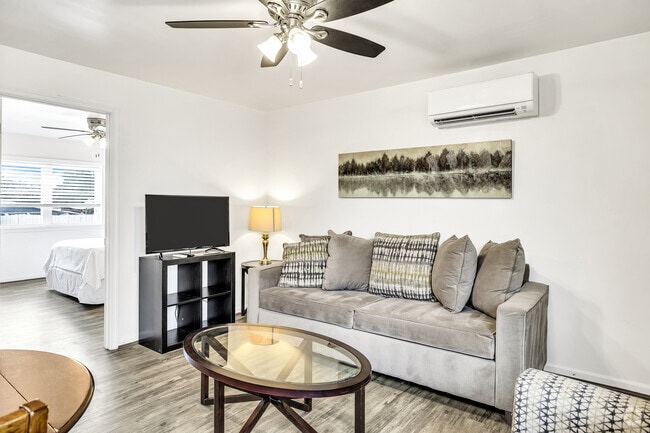 1BR, 1BA - 700SF - Living Room - Sandy Bay Apartments (Furnished)