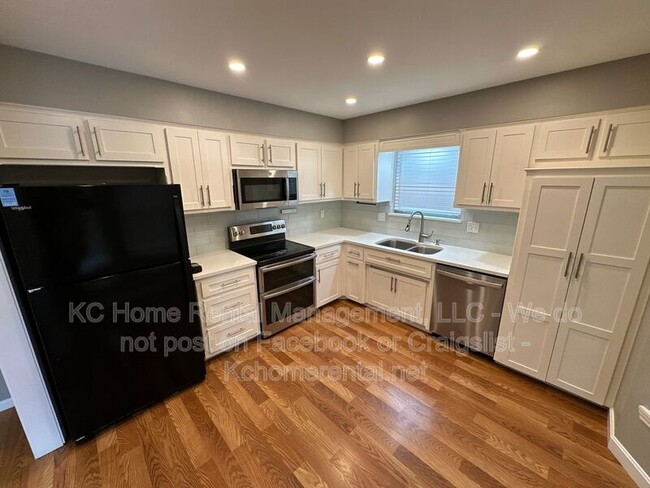Photo - 8704 N Shannon Ave