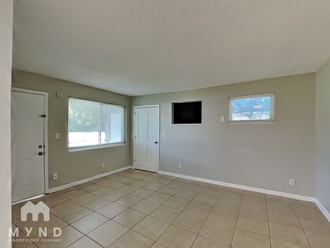 Photo - 1825 Fouraker Rd