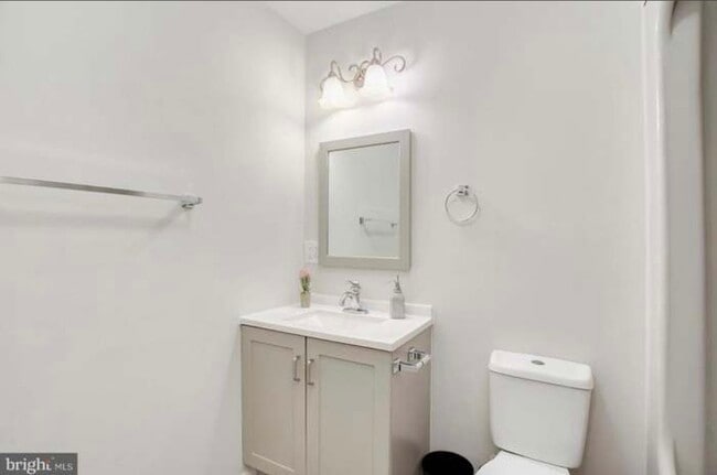 Photo - 3120 Creedon Dr Unit A: Master Bedroom