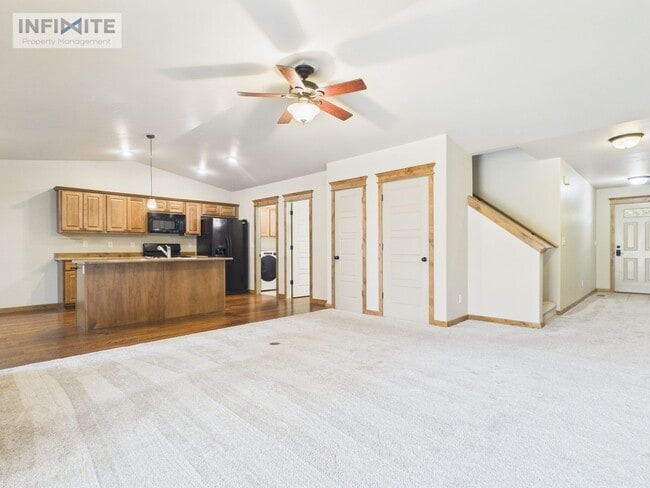 Building Photo - 50 Sage Bloom Ct