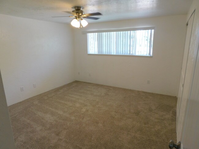 Photo - Lakeside Manor Townhomes