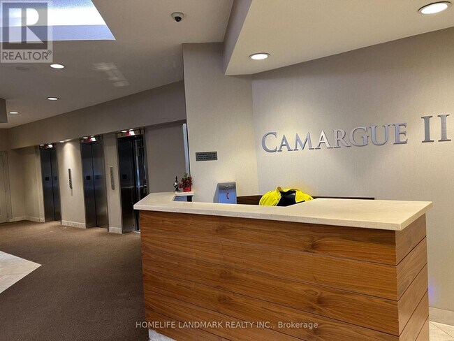 Photo - 10 Dean Park Rd Unité 407