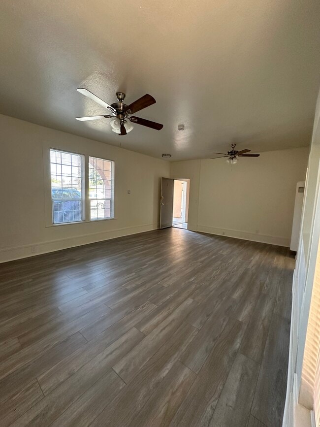 Photo - 504 Matheson St Unidad 5