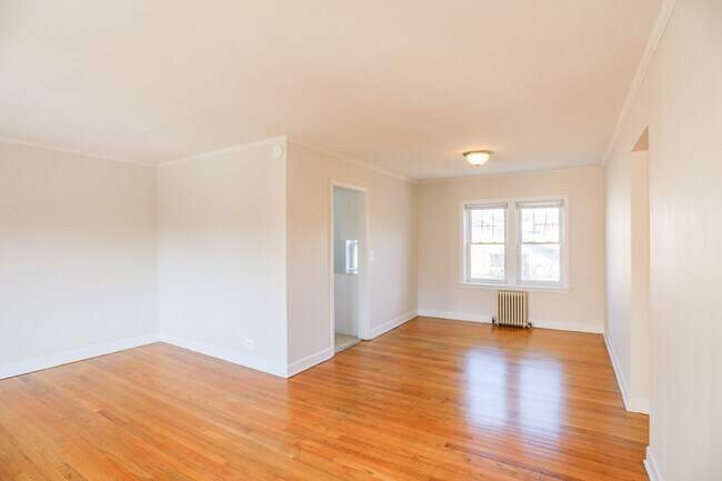 Photo - 1211 Harvard Ter Unidad #2