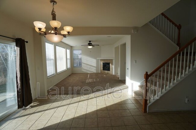 Photo - 10213 Uravan St