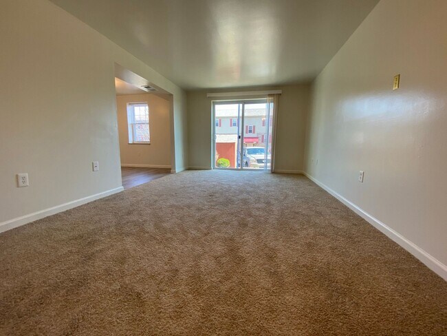 Photo - Fantastic North Hills 1 BR! Equipped Kitchen Including Dishwasher! Call TODAY! Unit 502