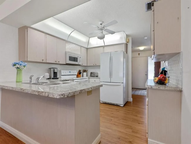 Photo - 1624 Whitehead Dr Unit 320