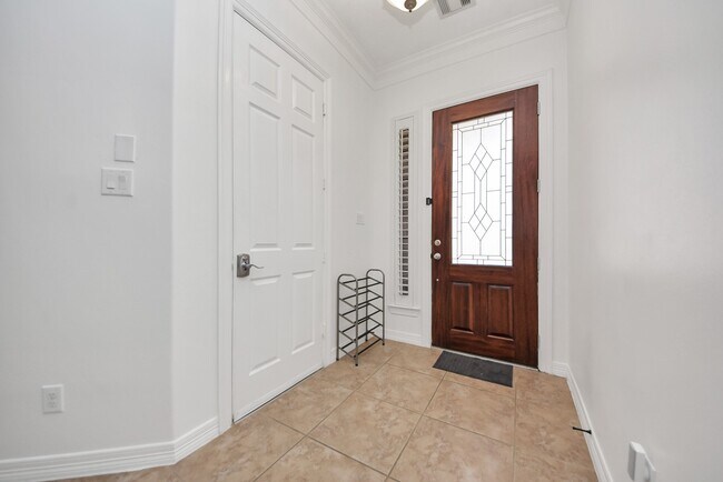 Photo - 1510 Olive Park