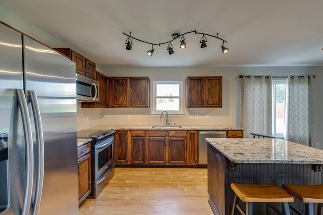 Photo - 4017 Cadence Dr