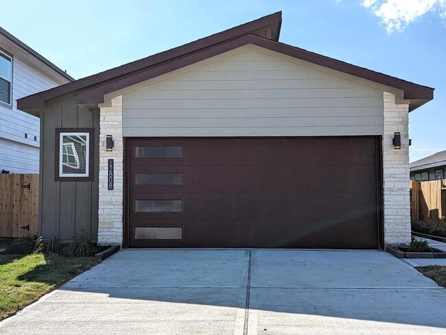 Building Photo - 12808 Tokenhouse Ln