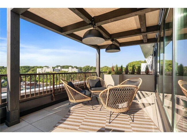 Photo - 470 Lexington Parkway S Unit 518